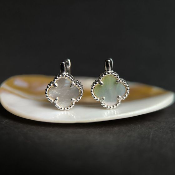 Silver earrings with mother-of-pearl