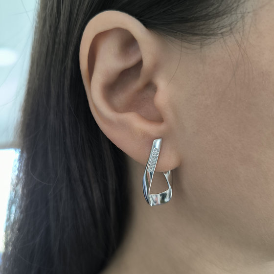 Silver earrings with cubic zirconia