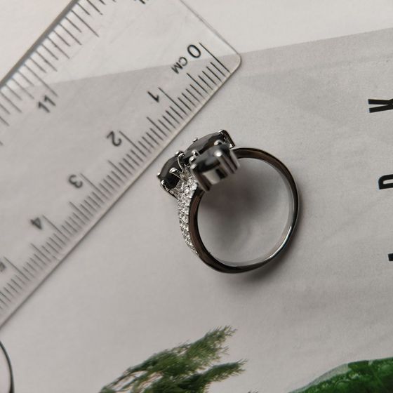 Silver ring with rauchtopaz (smoky quartz) 3.192ct, phianites