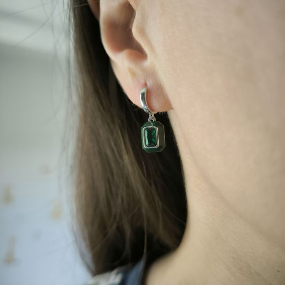 Silver earrings with phianites, semallu