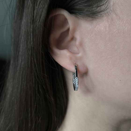 Серебряные серьги с фианитами