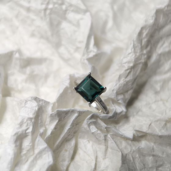 Серебряное кольцо с топазом Лондон Блю 2.107ct