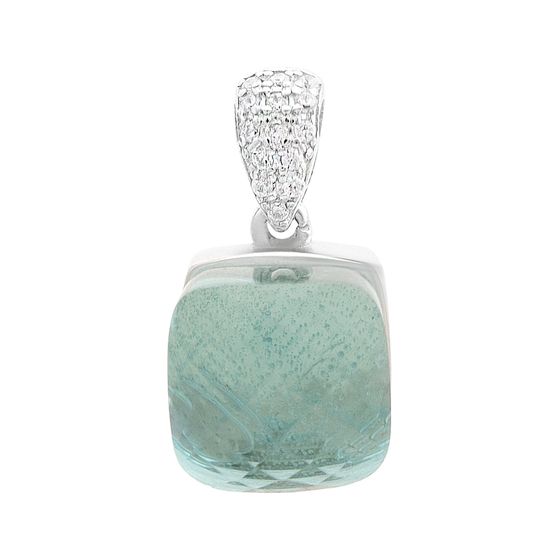 Silver pendant with phianites