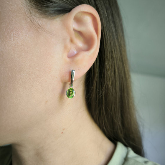 Silver Earrings with Chrysolite (2.081 ct)